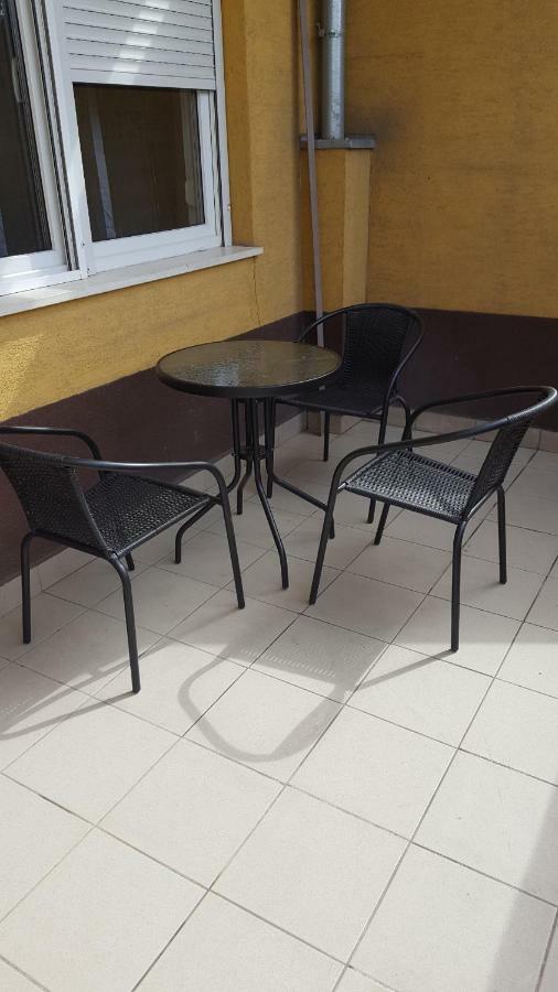 Liget Apartment, Terrace, Free Parking, Ac ブダペスト エクステリア 写真